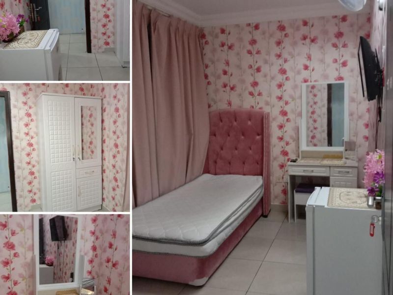 Room With A Big Window Available For Girls Only In Business Bay AED 2500 Per Month